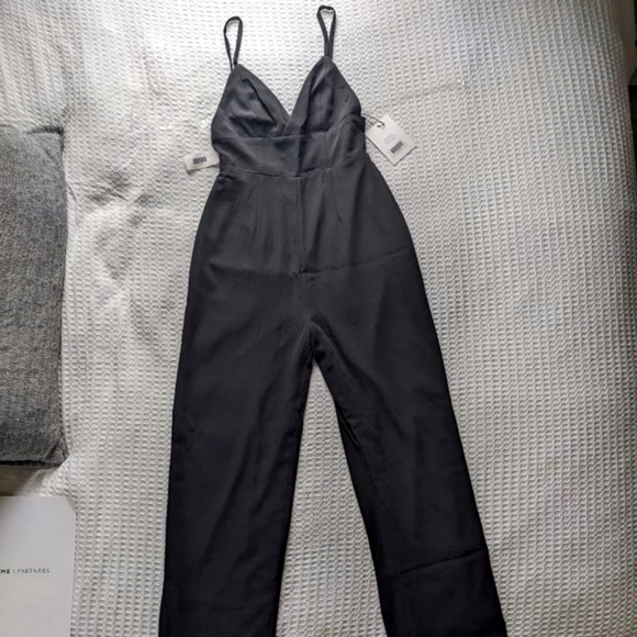 Fame and Partners Jumpsuit in Black NWT - Picture 3 of 14